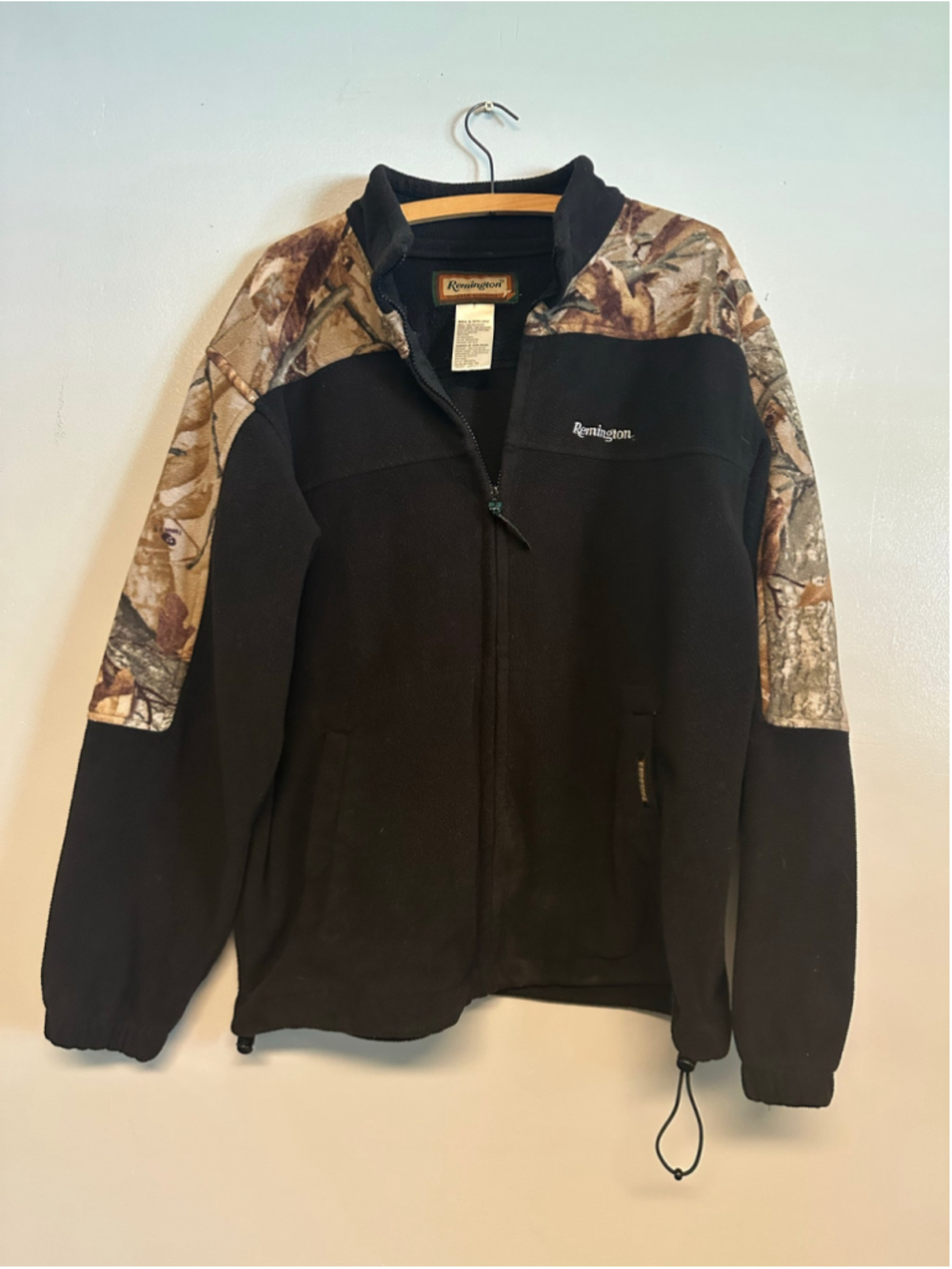 Remington Camo Performance Fleece Jacket Men’s Size XL Black Brown Outdoors